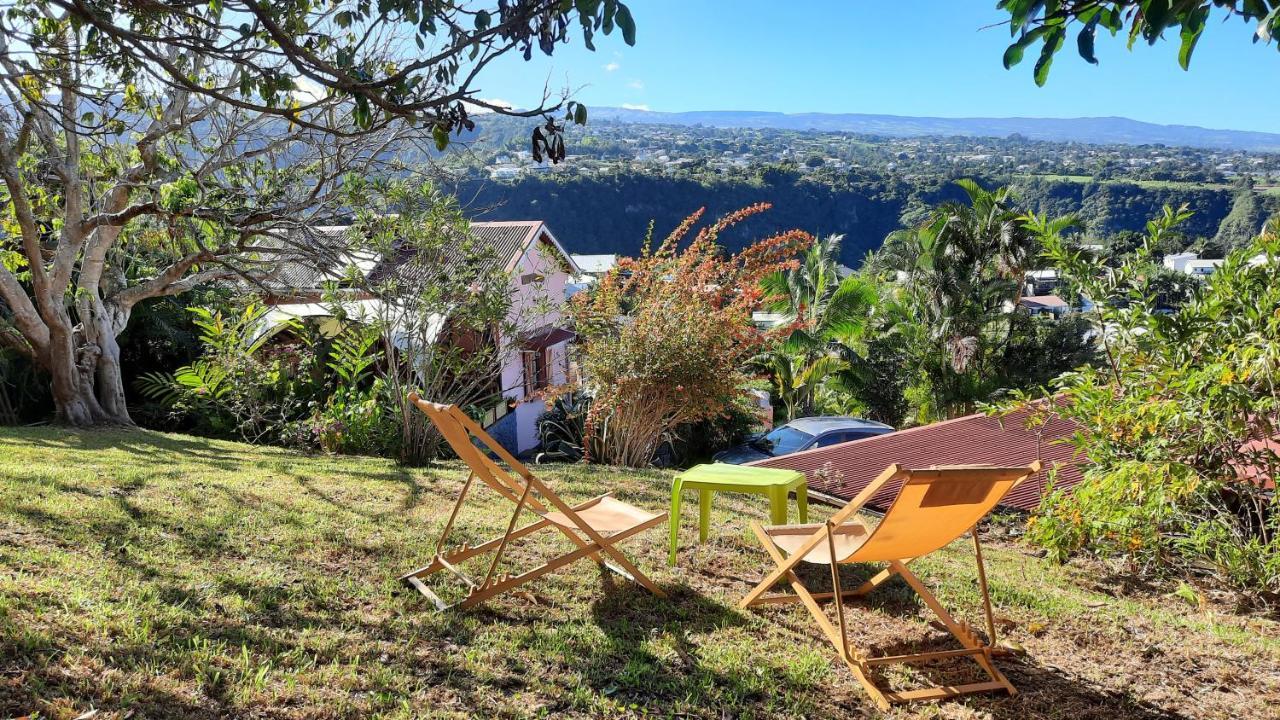 Le Quelea Une Case Creole De Charme Classee 4 Etoiles Y Etre C'Est Y Etre Bien Noël Exteriör bild